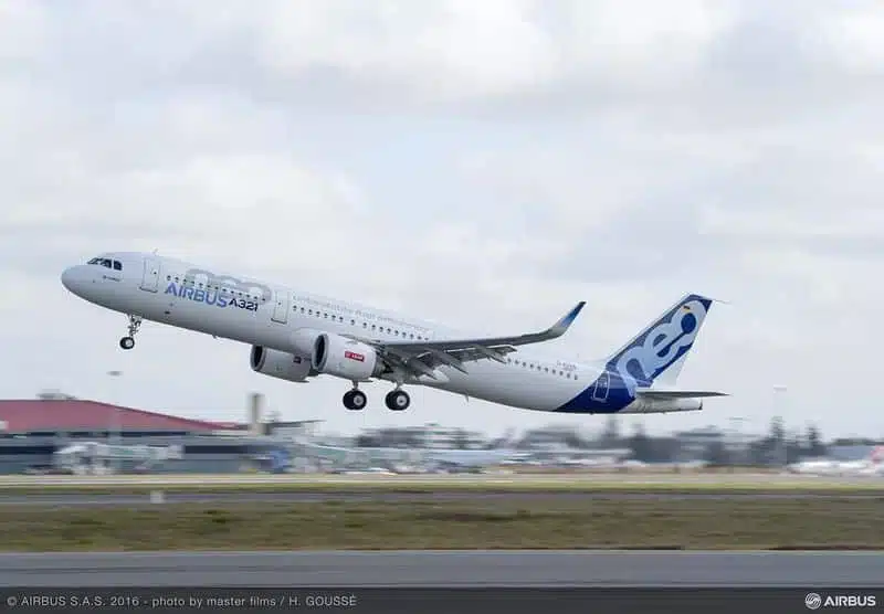 How Airbus gained trust in the Chinese aircraft market ?