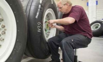 https://www.seattletimes.com/business/boeing-aerospace/tiny-crew-delivers-first-set-of-massive-777-landing-gear/