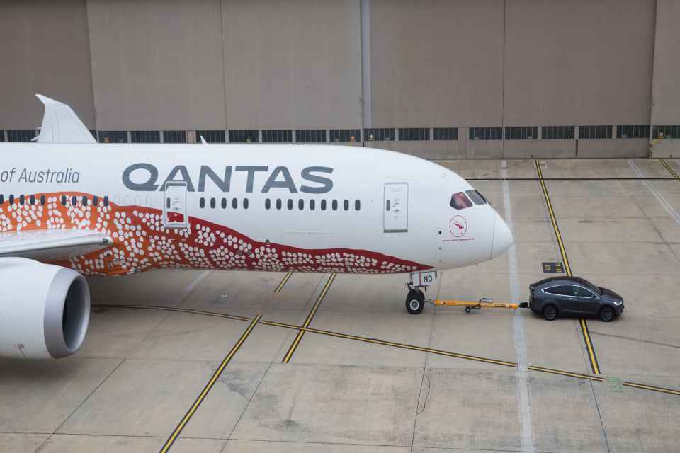 Interesting facts about Qantas airlines Project Sunrise - Non-stop flight Newyork to Sydney - 2019