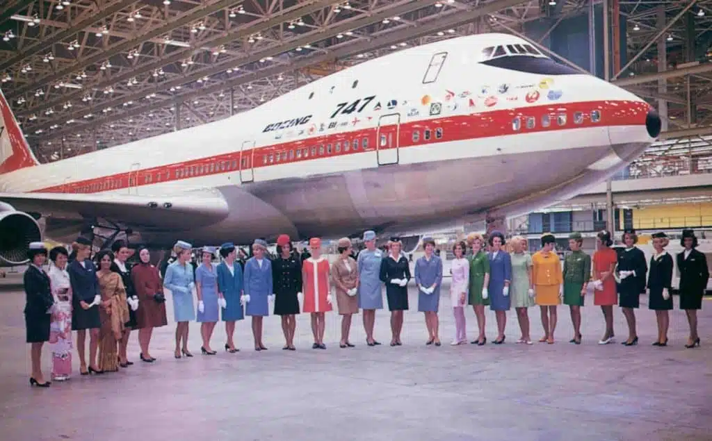 The-first-manufactured-747-at-Boeing’s-Everett-factory-in-1968-with-cabin-crew-representing-all-the-airlines-with-orders-for-the-aircraft