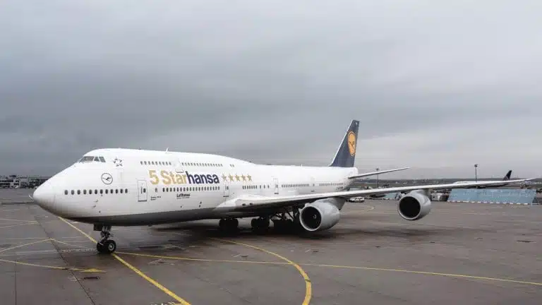 5 star hansa - 10 Facts You Should Know About Lufthansa (Courtesy : Lufthansa)