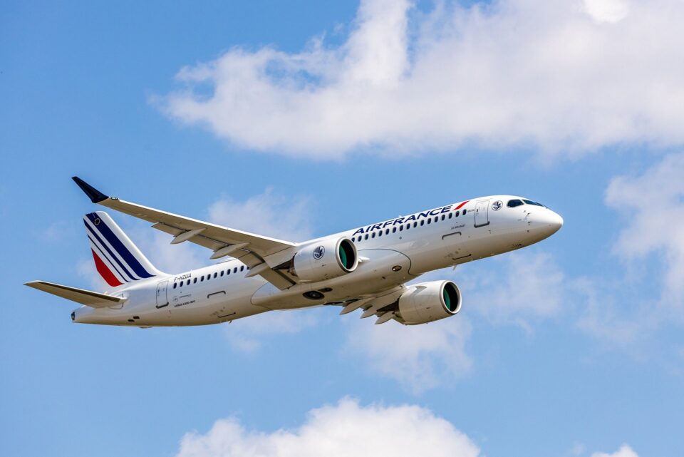 Airbus delivers first of 60 A220s to Air France