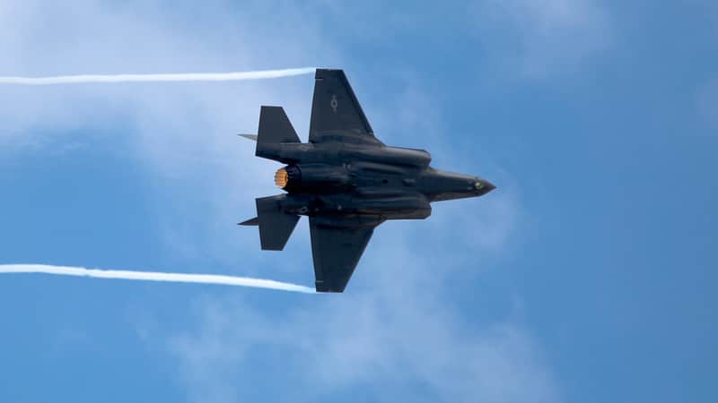 US secret 6th-generation 'fighter' is now officially in development