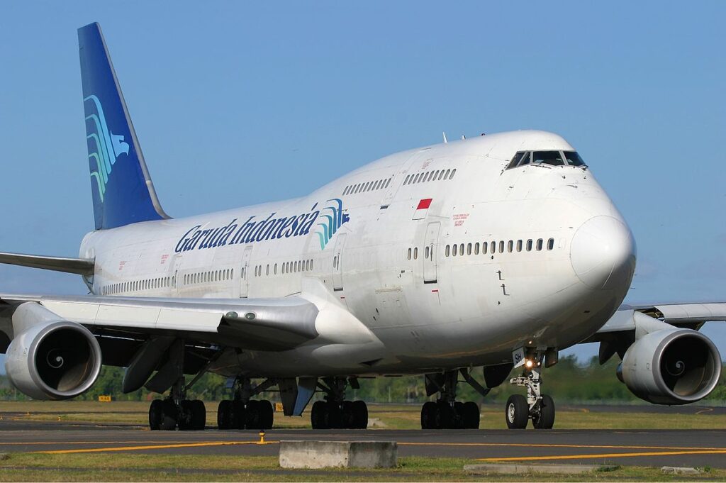 Top 6 Largest Passenger Aircraft in the World.