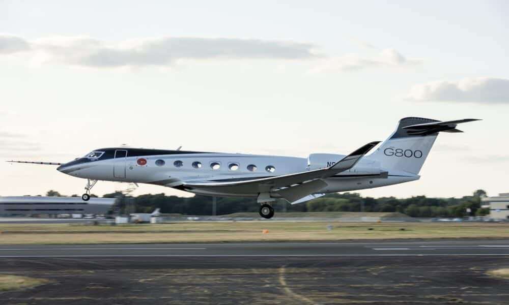 Gulfstream G800 makes First International Flight.