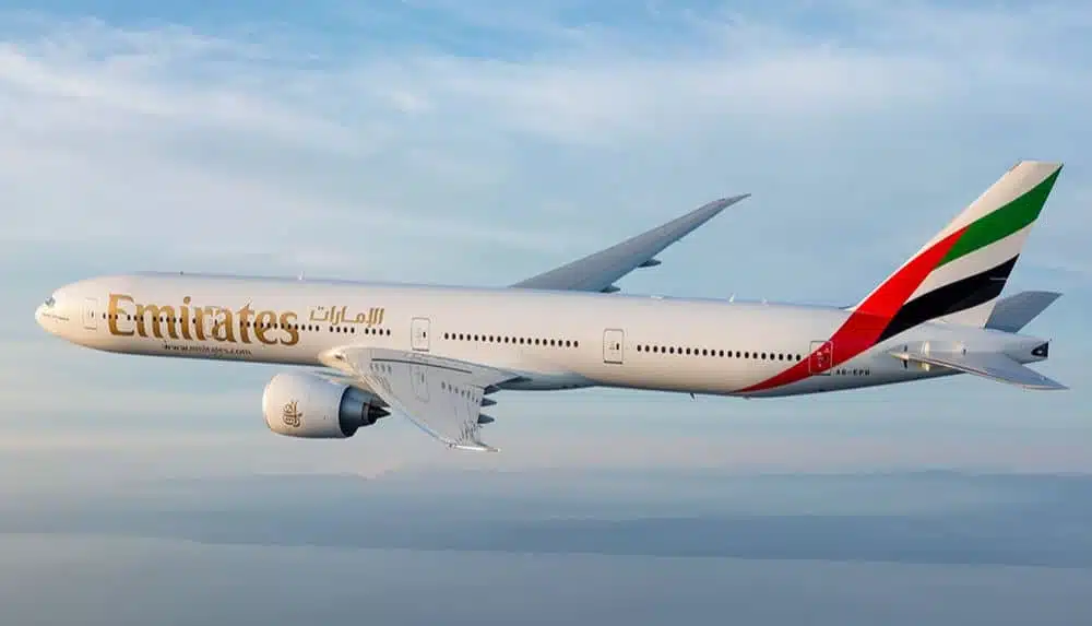 Emirates to operate additional flight to London Gatwick with third daily service