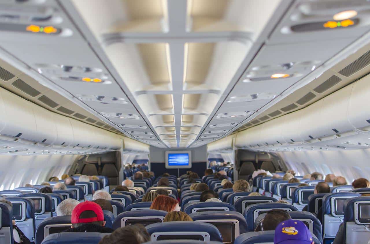 What are the safest seats on an airplane?