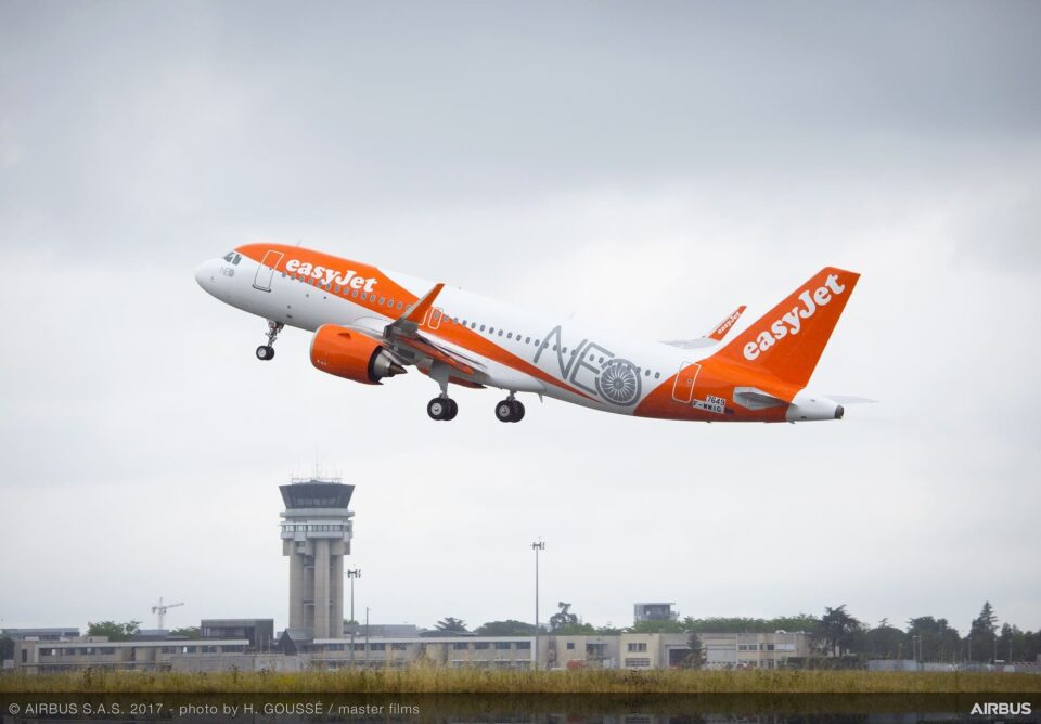 EasyJet Bolsters Fleet with 157 Airbus Jets, with Options for 100 More