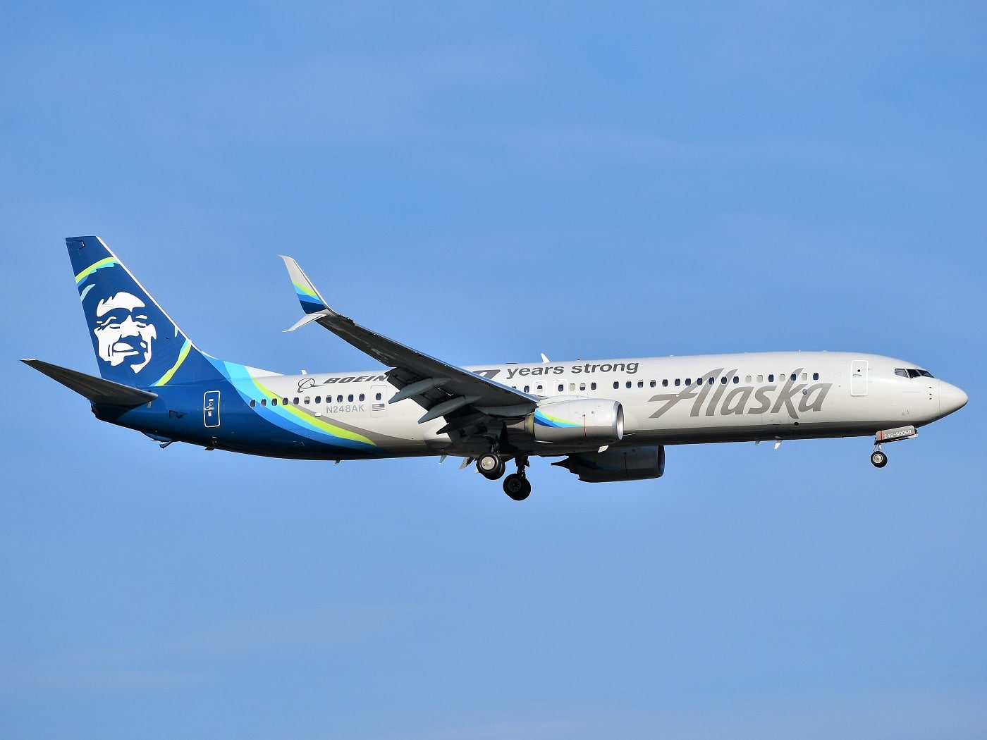 5 things Alaska Airlines flyers can expect in 2023 & beyond
