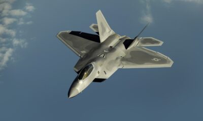 F-22 Raptor jet sets new record, 28 air-to-air missiles loaded & fired 28 air-to-air missiles