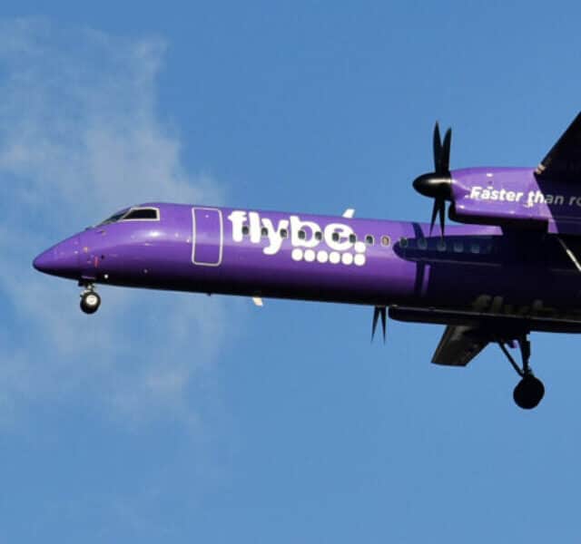 Ryanair and EasyJet ready to snap up Flybe staff