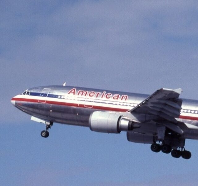 Airbus_A300B4-605R,_American_Airlines_JP5950383