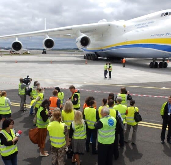 Ukraine Reaffirms Plans to Rebuild World's Largest Cargo Aircraft, An-225 Mriya