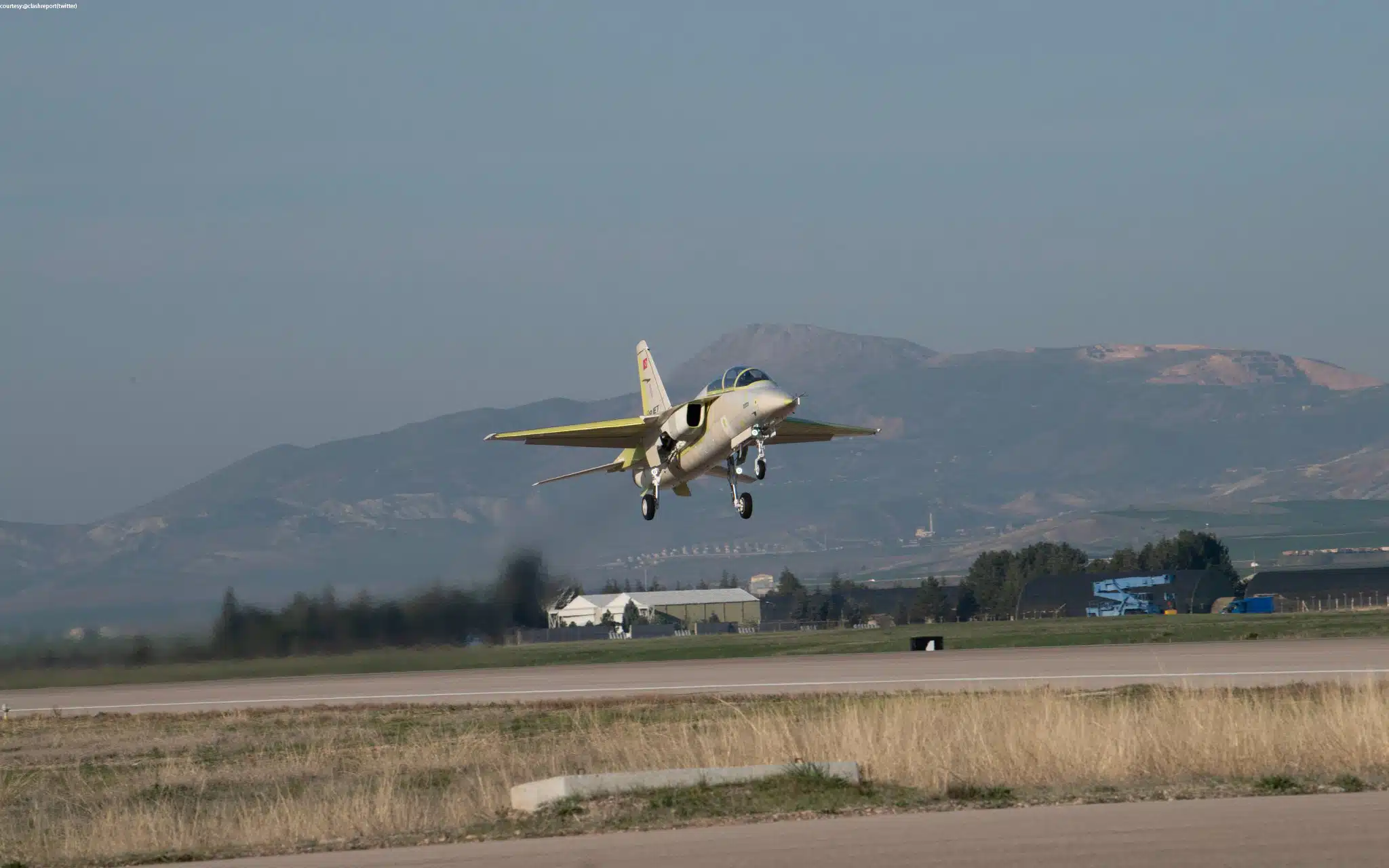 Turkey's future trainer jet conducts first flight