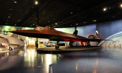 Why is the Blackbird SR71 so fascinating aircraft?