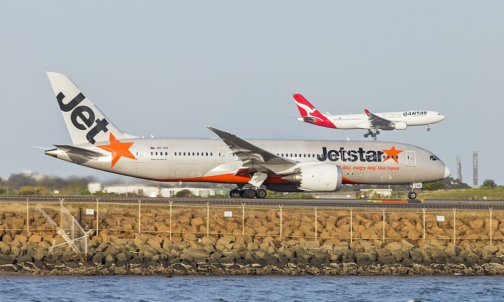 Qantas, Jetstar sign up as first airlines to fly out of Western Sydney airport