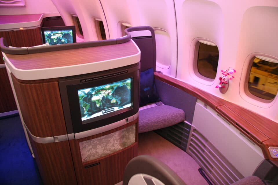 Top 5 first class airlines and their Luxurious service