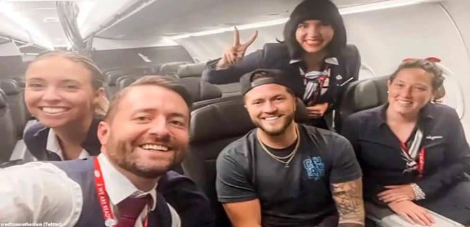 US man gets entire flight to himself, parties with crew after 18-hour delay