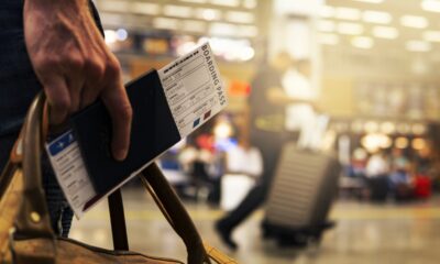 8 smart airport hacks that every traveller should know