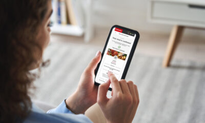 Emirates introduces new onboard Meal Preordering Service