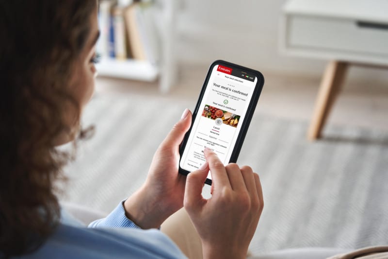 Emirates introduces new onboard Meal Preordering Service