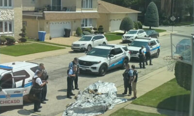 Emergency slide from United Airlines flight lands in Chicago home’s backyard