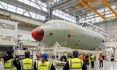 Airbus replaces the A380 factory in Toulouse with the opening of the A320 final assembly line