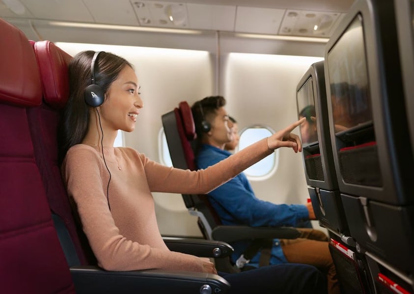 Qantas extends neighbour-free seat trial to international routes