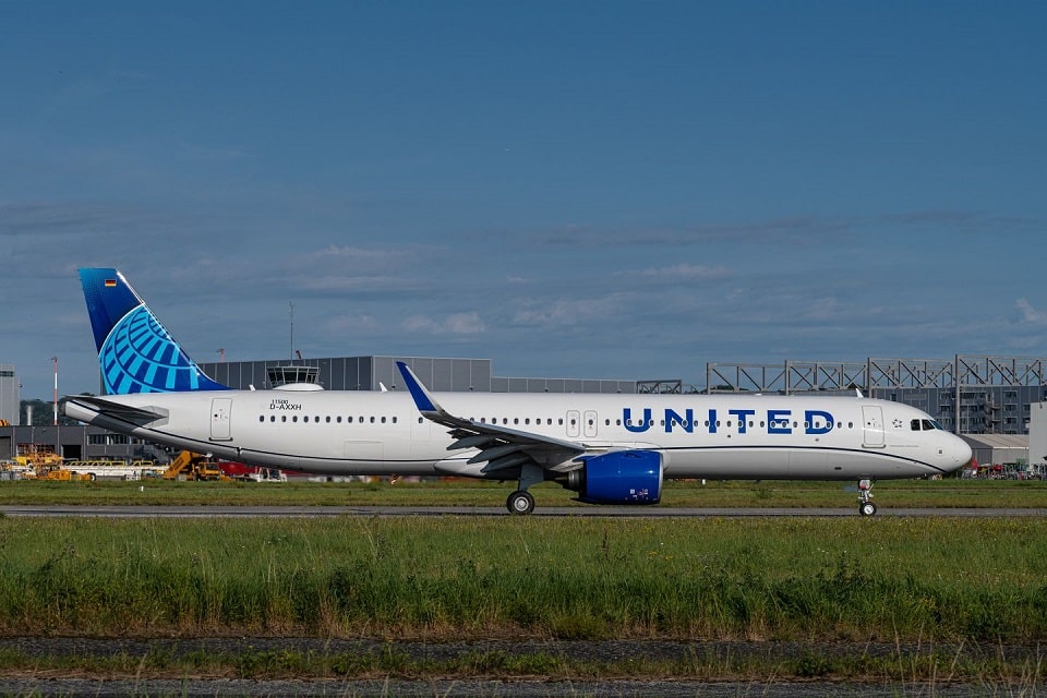 United Airlines Places Significant Orders from Airbus and Boeing