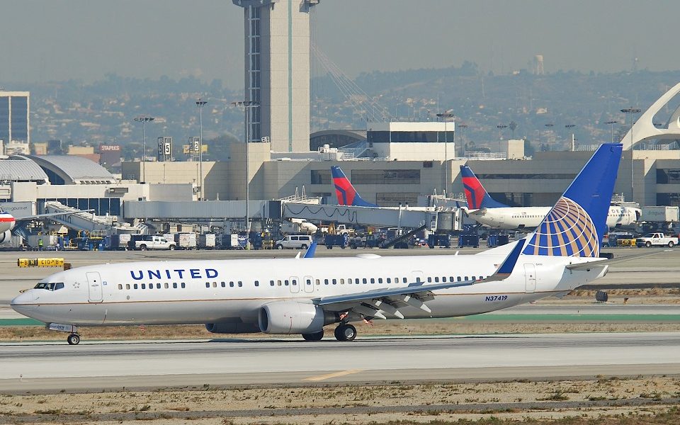 United Airlines Orders Boeing to Cease MAX 10 Production