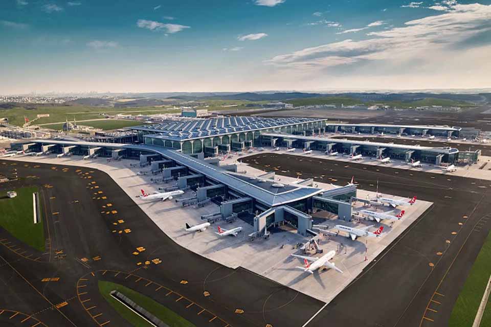 Top 10 Most Well-Connected Airports Globally in 2024